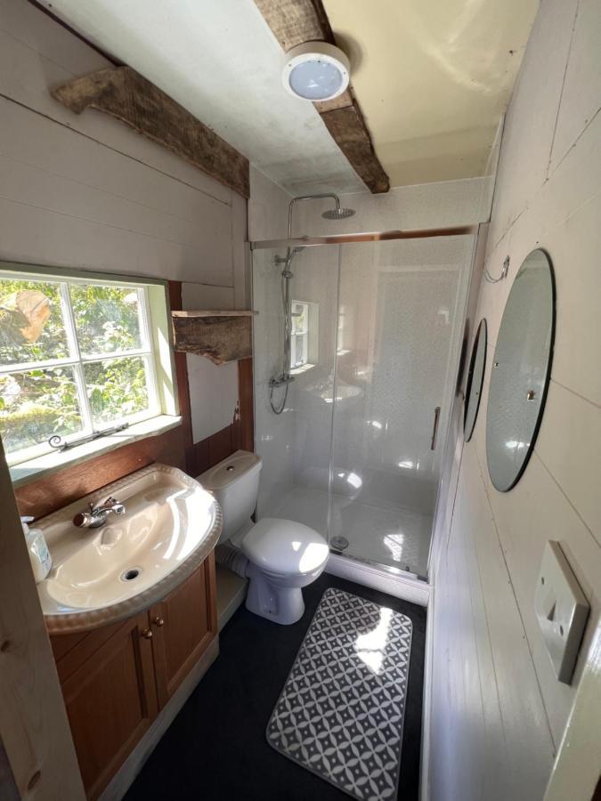 Foxglove Eco Lodge ラネリー エクステリア 写真